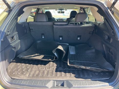 Used 2020 Subaru Outback Limited image 29
