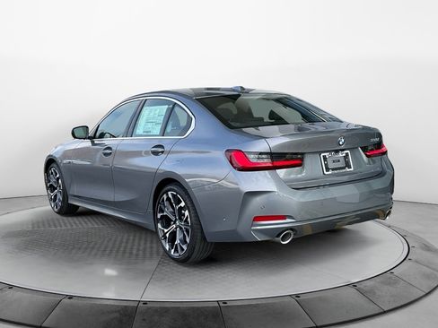 Used 2026 BMW 330i Sedan w/ Premium Package RWD image 4