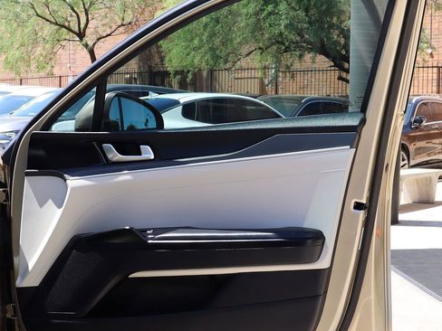 Used 2022 Kia K5 LXS image 33