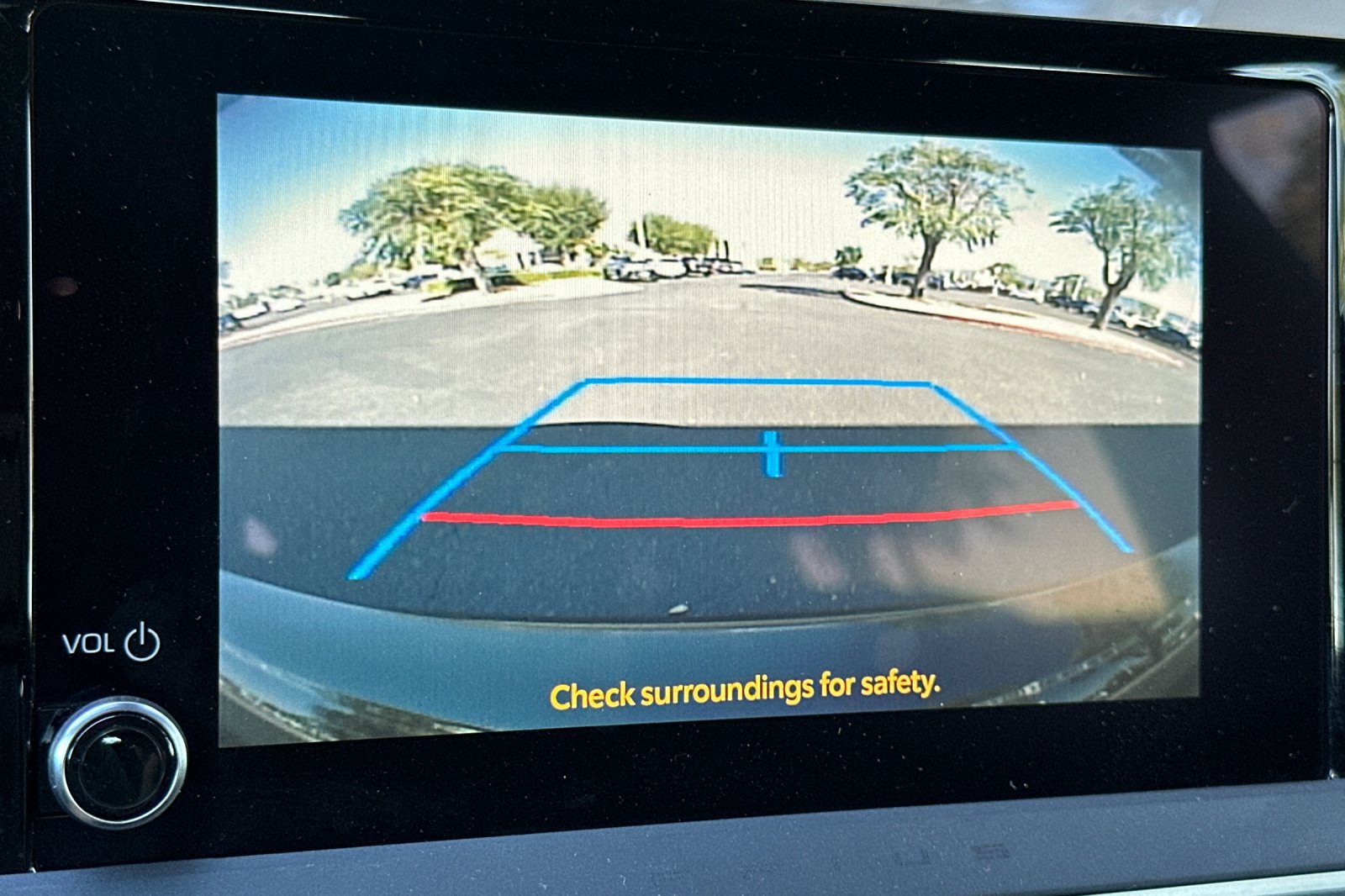 Certified 2025 Toyota Prius LE AWD/4WD image 22