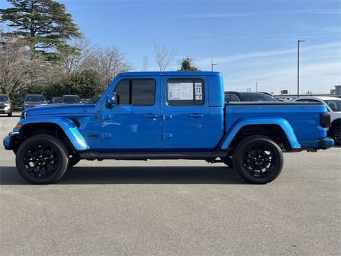 Used 2022 Jeep Gladiator Overland image 33