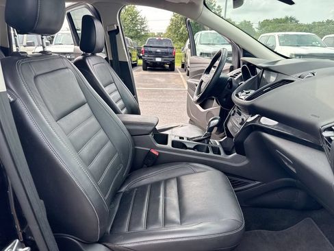 Used 2019 Ford Escape Titanium AWD/4WD image 22