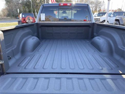 Used 2017 RAM 1500 Sport image 8