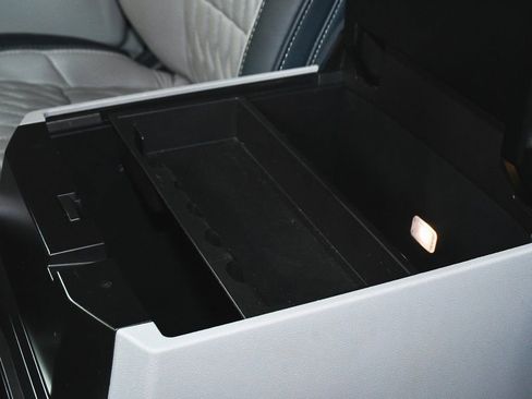 Used 2024 Ford F250 Limited image 60