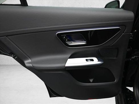 Certified 2025 Mercedes-Benz GLC 350e 4MATIC image 25