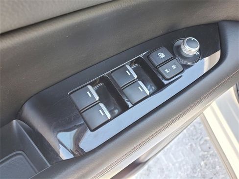 Used 2023 MAZDA CX-5 AWD 2.5 S w/ Premium Package image 13