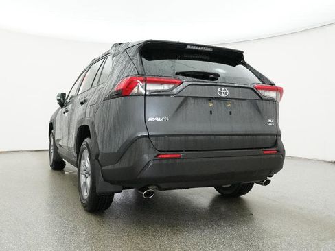 New 2025 Toyota RAV4 XLE image 15