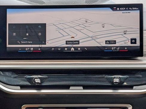 Certified 2025 BMW X5 xDrive50e w/ Premium Package image 13