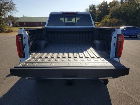 New 2026 GMC Sierra 3500 SLT w/ SLT Premium Package image 32