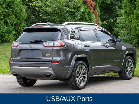 Used 2019 Jeep Cherokee Overland w/ Technology Group AWD/4WD image 5