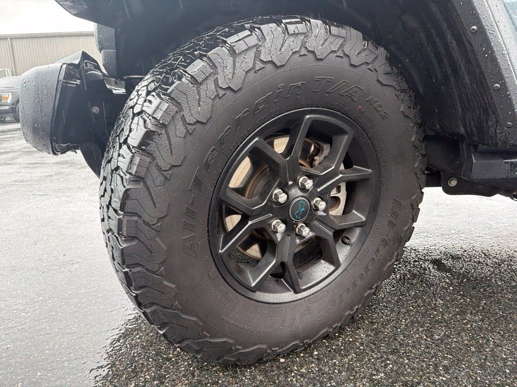 Used 2024 Jeep Wrangler Unlimited AWD/4WD image 5