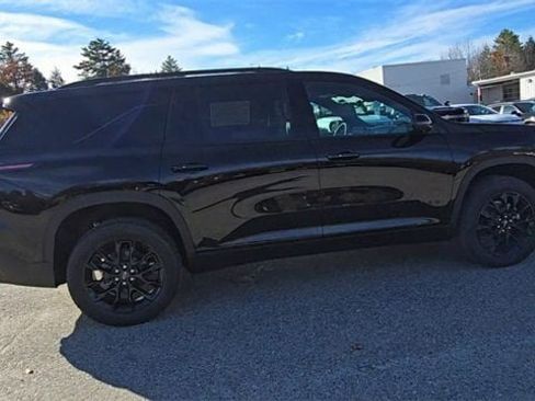 New 2026 Chevrolet Traverse LT w/ Midnight/Sport Edition image 9