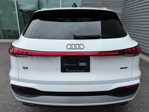 Certified 2025 Audi Q5 Premium w/ Convenience Package AWD/4WD image 4