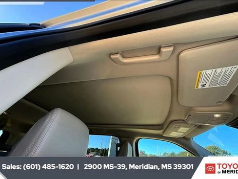 Used 2022 Ford Expedition Limited image 15