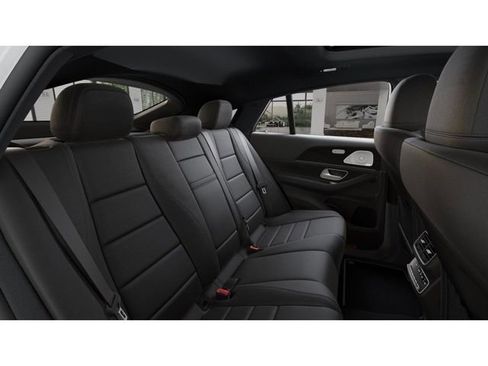 Used 2026 Mercedes-Benz GLE 450 4MATIC Coupe image 5