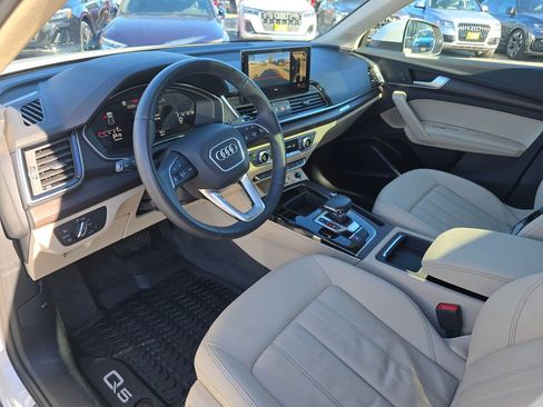 Used 2022 Audi Q5 2.0T Premium Plus w/ Premium Plus Package image 11