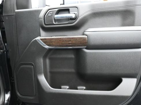 Used 2023 GMC Sierra 2500 SLE image 23