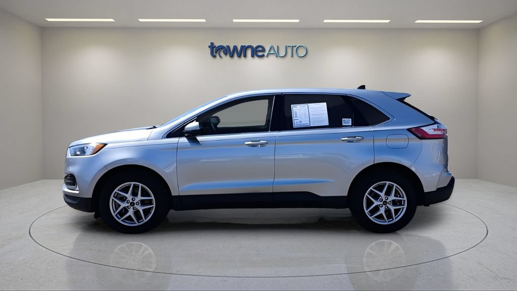 Used 2024 Ford Edge SEL w/ Convenience Package AWD/4WD image 3