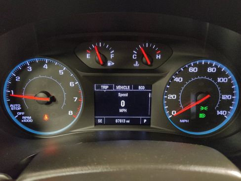Used 2023 Chevrolet Malibu LT FWD image 23
