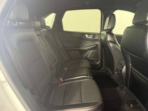 Used 2023 Ford Escape ST-Line FWD image 13