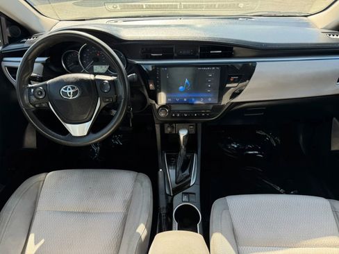 Used 2014 Toyota Corolla LE image 22