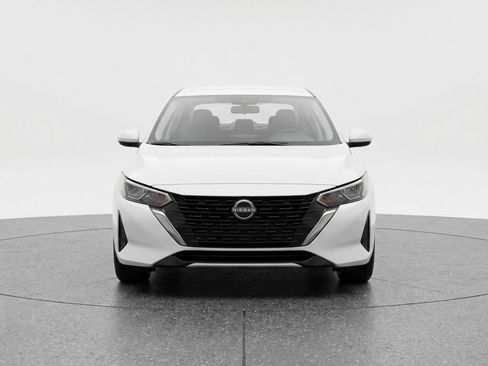 Used 2025 Nissan Sentra SV FWD image 2