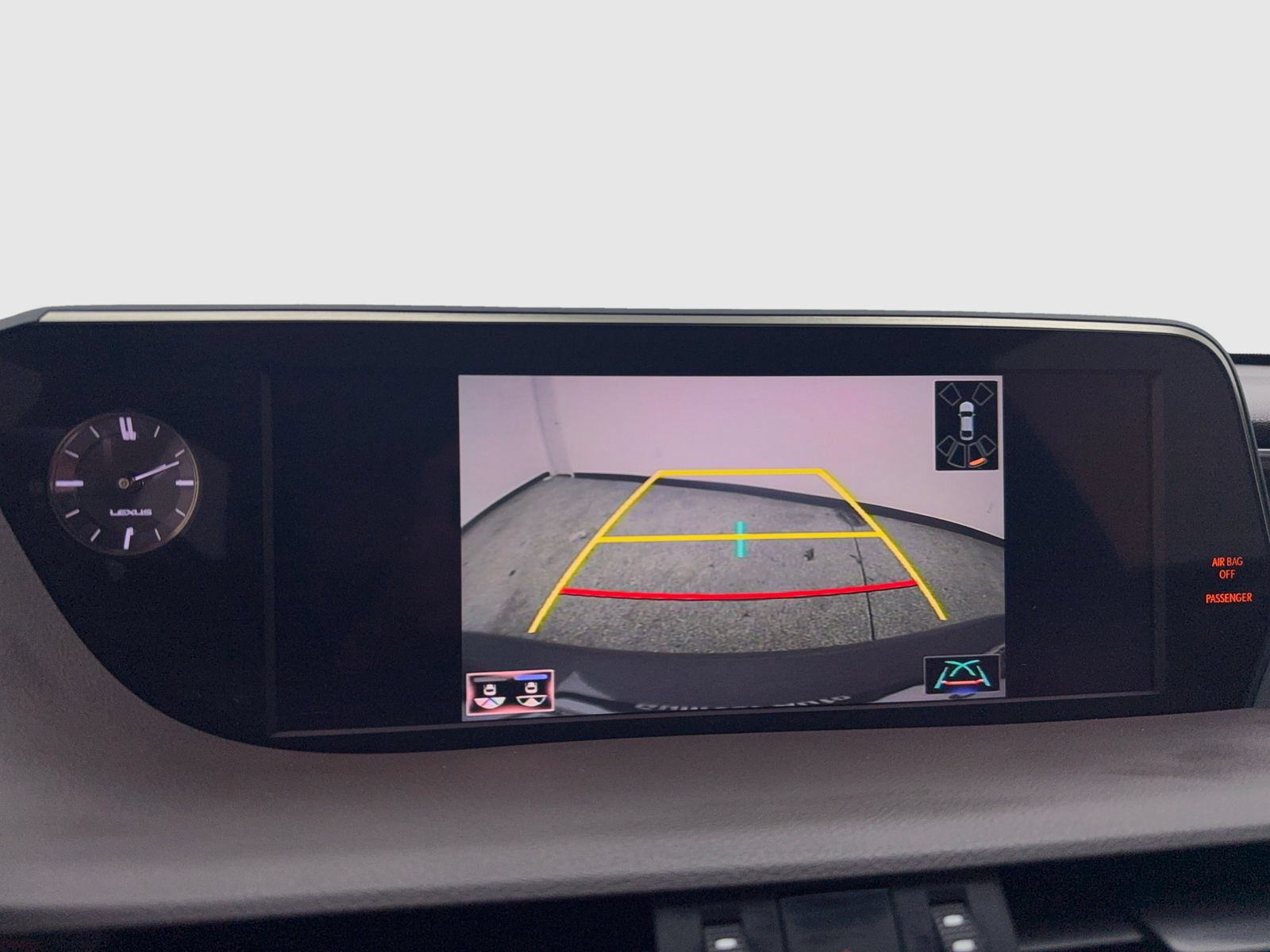 Used 2019 Lexus ES 300h w/ Premium Package FWD image 18