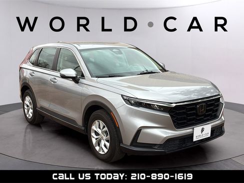 Used 2023 Honda CR-V LX image 3