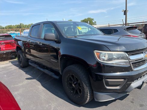 Used 2016 Chevrolet Colorado W/T w/ WT Convenience Package AWD/4WD image 3