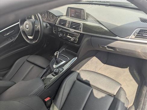 Used 2018 BMW 330i Sedan w/ Convenience Package image 20