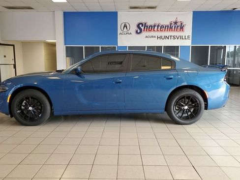 Used 2021 Dodge Charger SXT w/ Cold Weather Package AWD/4WD image 5