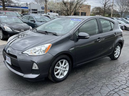 Used 2013 Toyota Prius C Three image 1