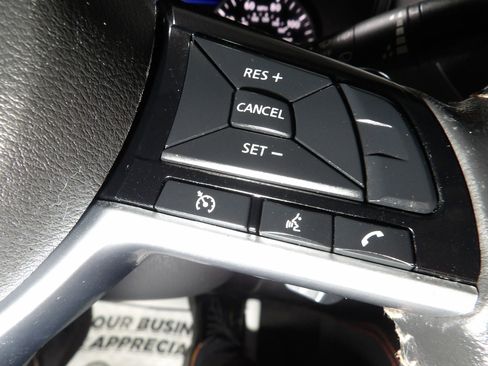 Used 2023 Nissan Altima 2.5 SR image 17