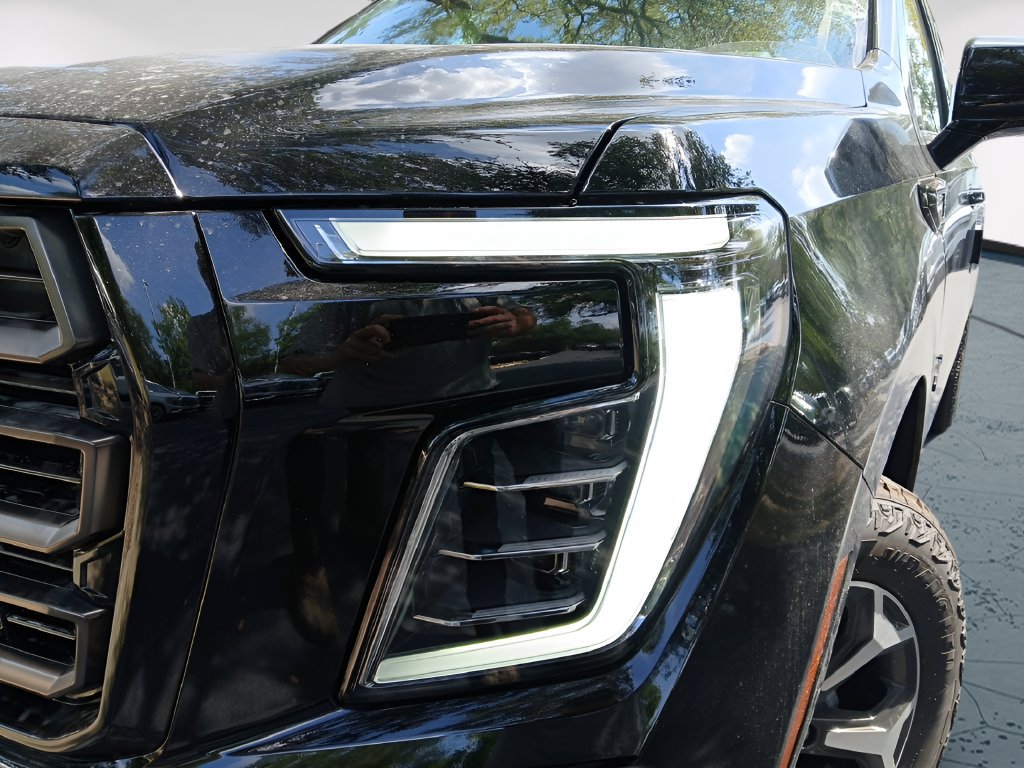 New 2026 GMC Yukon XL AT4 Ultimate AWD/4WD image 3