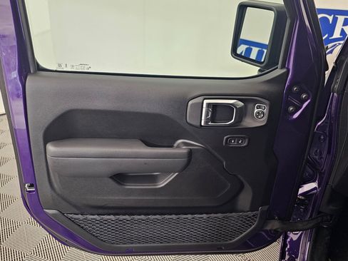 New 2026 Jeep Gladiator Sport image 10