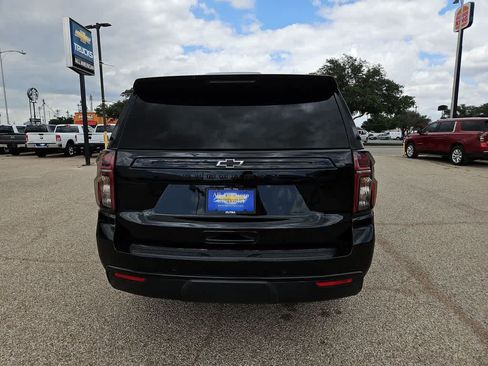 Used 2023 Chevrolet Suburban Z71 AWD/4WD image 7