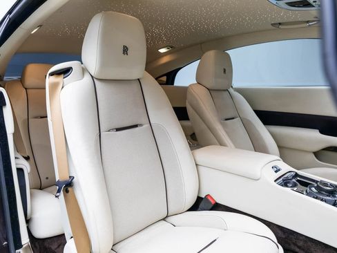 Used 2016 Rolls-Royce Wraith image 12