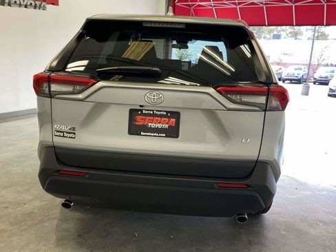 Used 2025 Toyota RAV4 LE FWD image 3