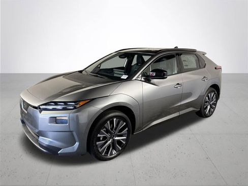 New 2026 Subaru Solterra Limited image 2