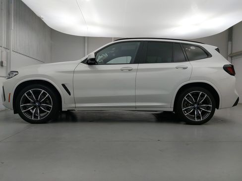 Used 2024 BMW X3 sDrive30i w/ Premium Package w/ZPA RWD image 2