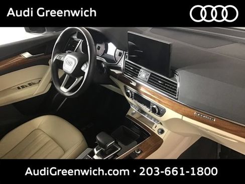 Used 2023 Audi Q5 2.0T Premium w/ Convenience Package AWD/4WD image 24