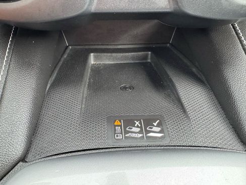Used 2024 Chevrolet Blazer LT FWD image 22
