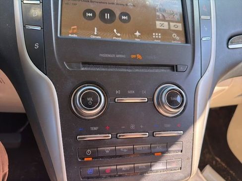 Used 2018 Lincoln MKC Black Label FWD image 29