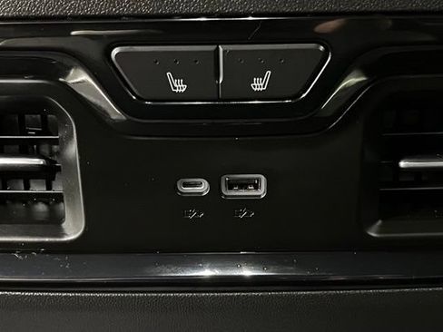 Used 2023 Chevrolet Silverado 1500 ZR2 AWD/4WD image 47