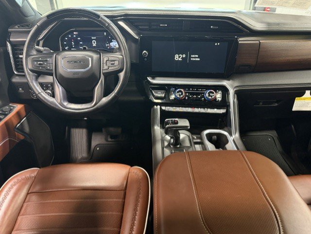 Certified 2024 GMC Sierra 1500 Denali Ultimate AWD/4WD image 11