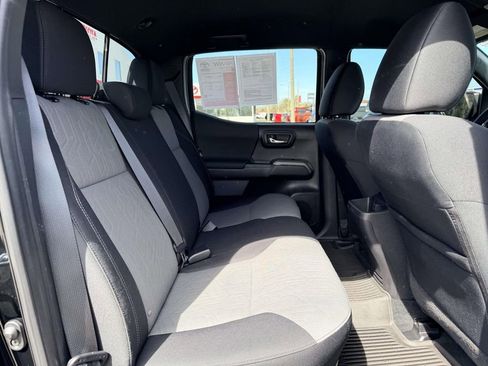 Used 2023 Toyota Tacoma TRD Off-Road w/ Advanced Technology Package image 14