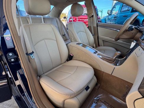 Used 2009 Mercedes-Benz E 350 Sedan w/ Premium 1 Pkg image 9