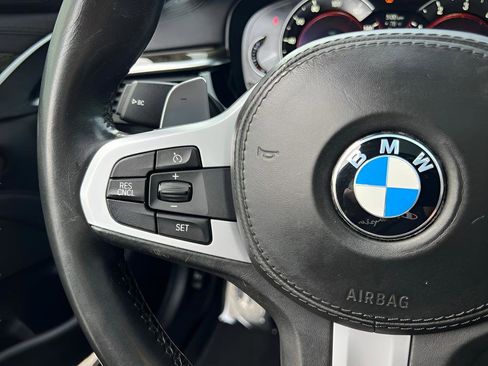 Used 2018 BMW 530i RWD image 40