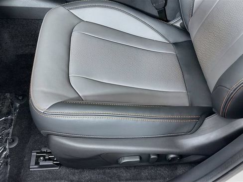 New 2026 Subaru Crosstrek 2.5i Limited w/ Crosstrek Mirror Package AWD/4WD image 18