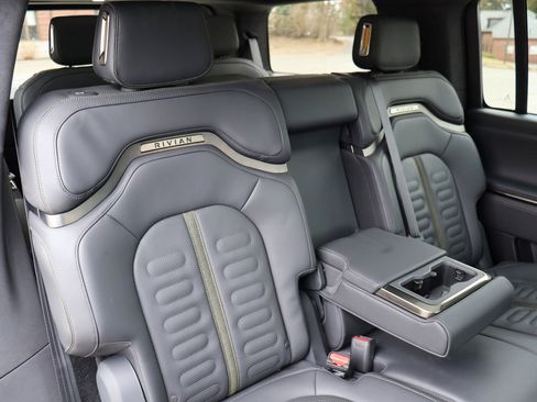 Used 2023 Rivian R1S Adventure image 18